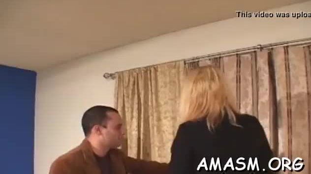 Hottie endures humiliation when sucking a big dong